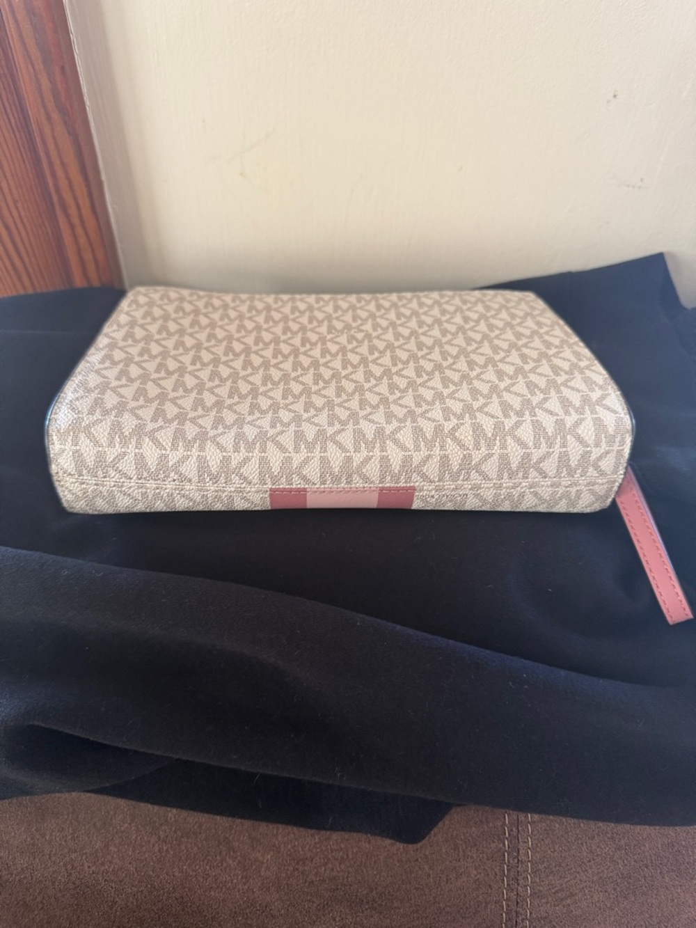 Michael Kors Beige MK Logo Wristlet with Pink Center Stripe - Picture 3 of 4